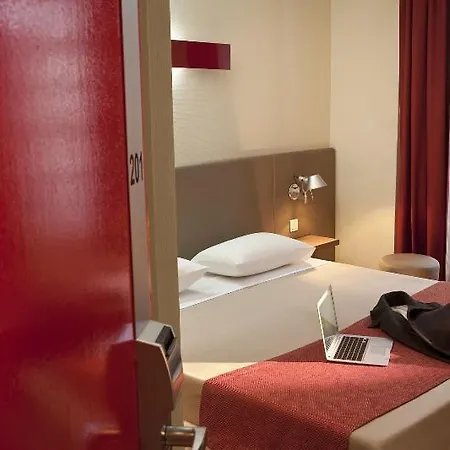 Clemenceau By Happyculture Otel 3*